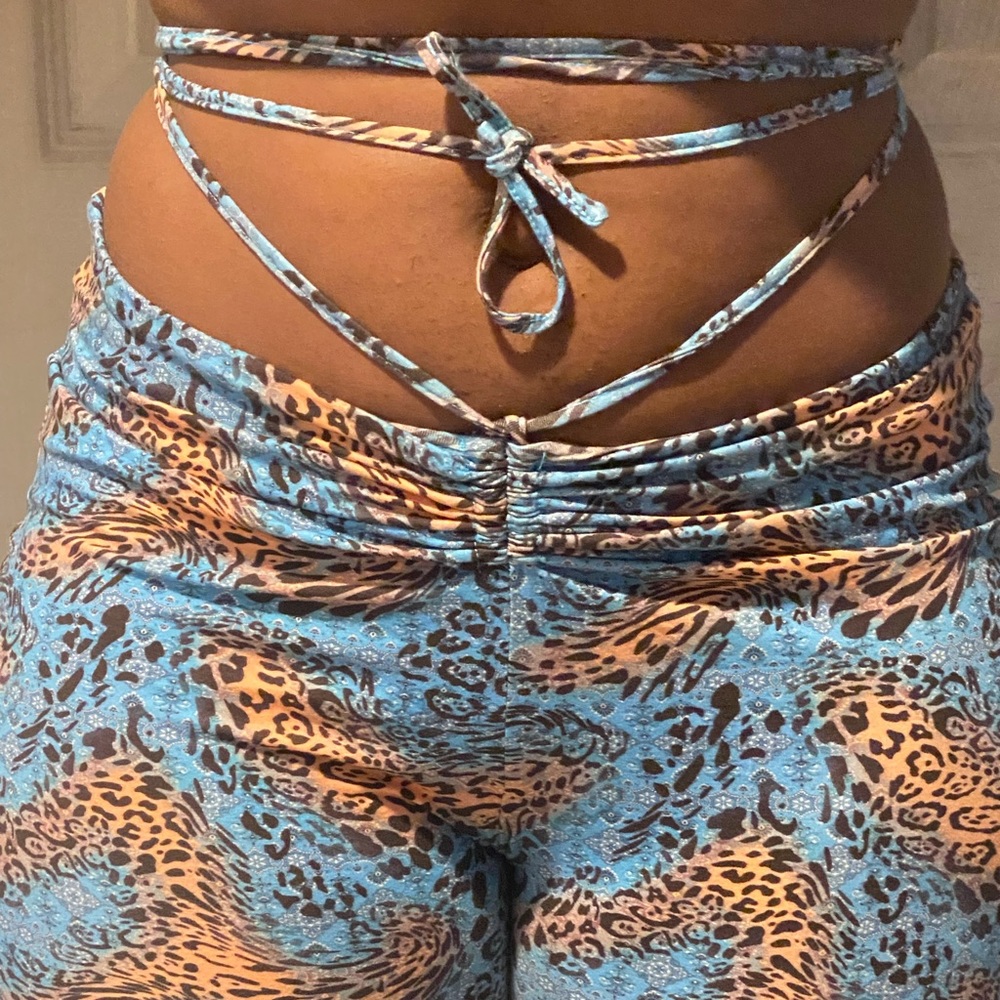I am gia pants
